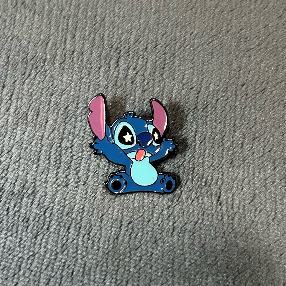 Star Eyed Stitch Enamel Pin